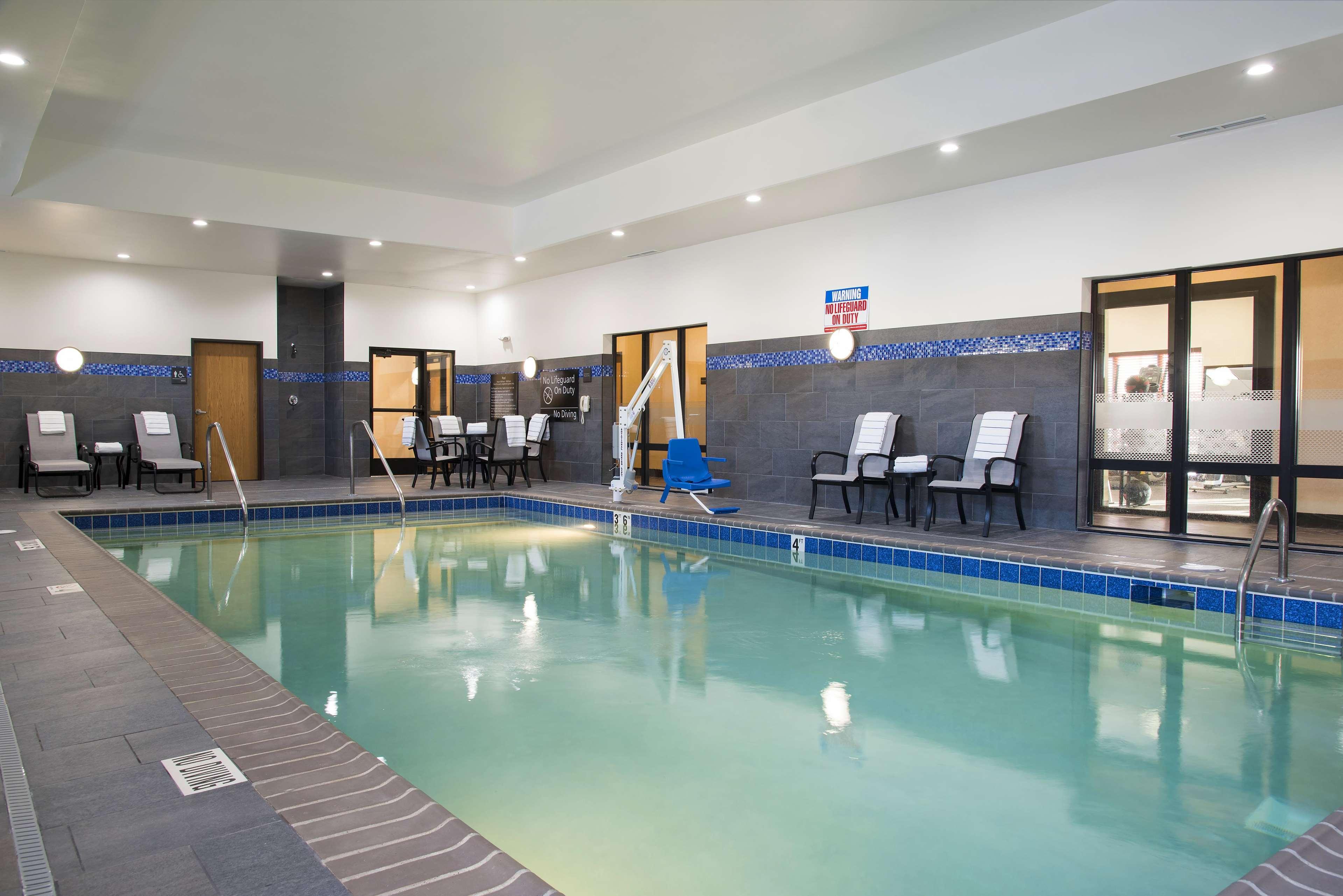 Hampton Inn Kalamazoo Zewnętrze zdjęcie
